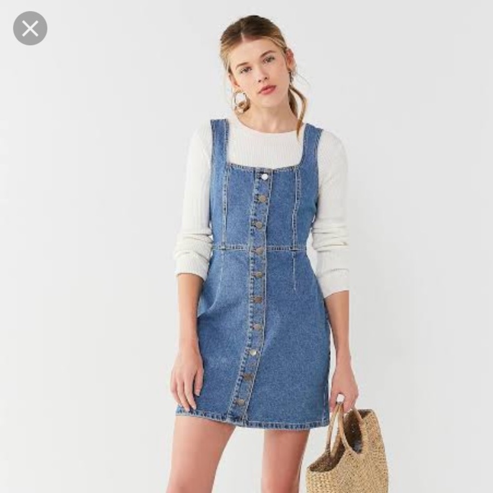 URBAN OUTFITTERS BUTTON-DOWN DENIM DRESS